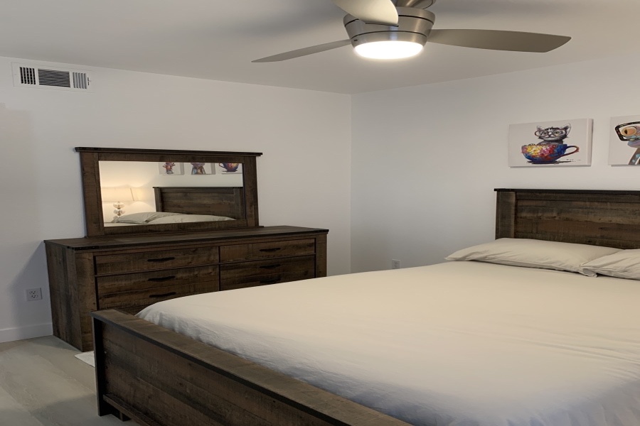 Renovated 3-Bedroom Summerlin Condo
